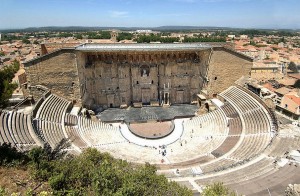 Оранж. Римский амфитеатр императора Августа. 408-Roman-Theatre-of-Orange-E