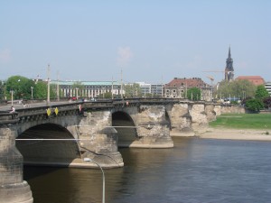 Дрезден. Мост через Эльбу.